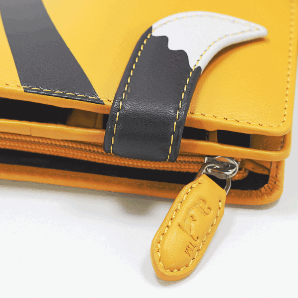 Tail Wallet 06 Tailspin